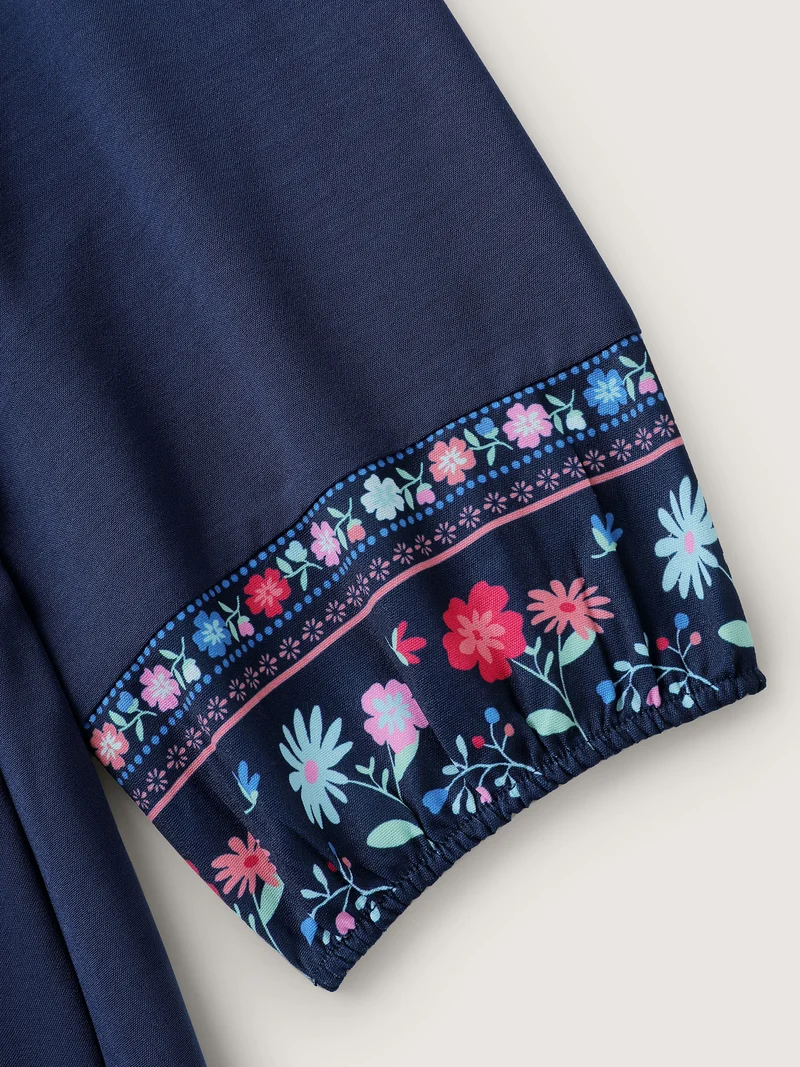 Floral Pattern Stretchy Waist Notched Maxi Dress