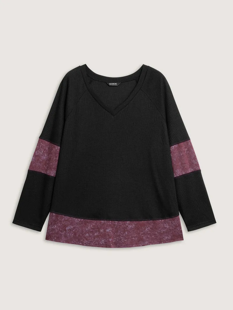 Contrast Stripes Vintage V-Neck T-Shirt