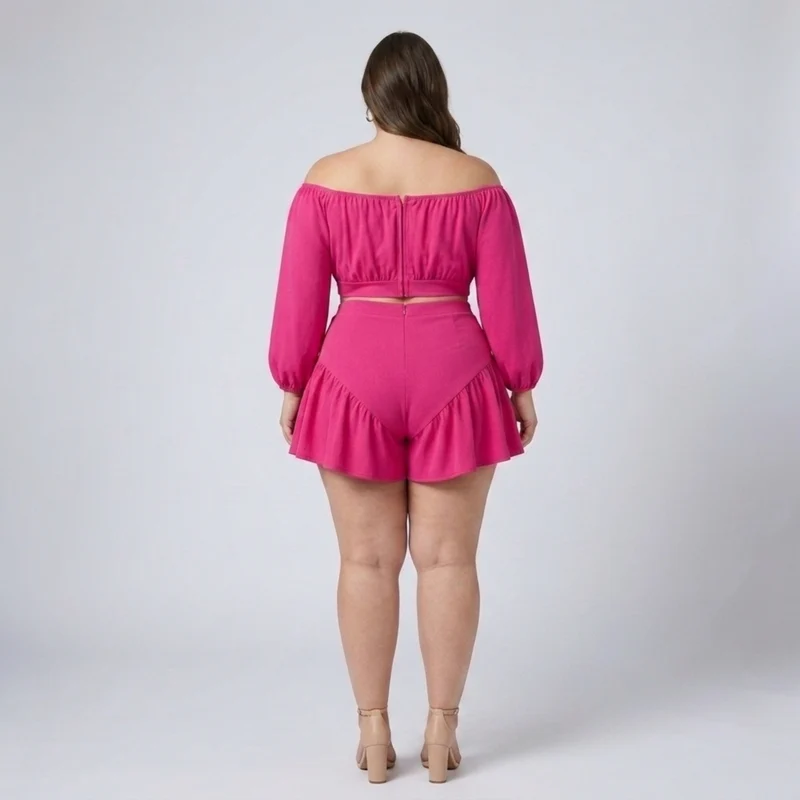 Ensemble grande taille haut épaules dénudées et short à volants