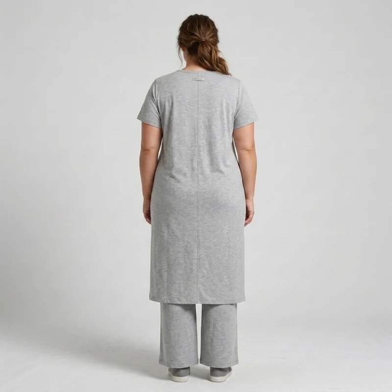 Ensemble deux pièces grande taille pour femme avec tunique longue et pantalon ample
