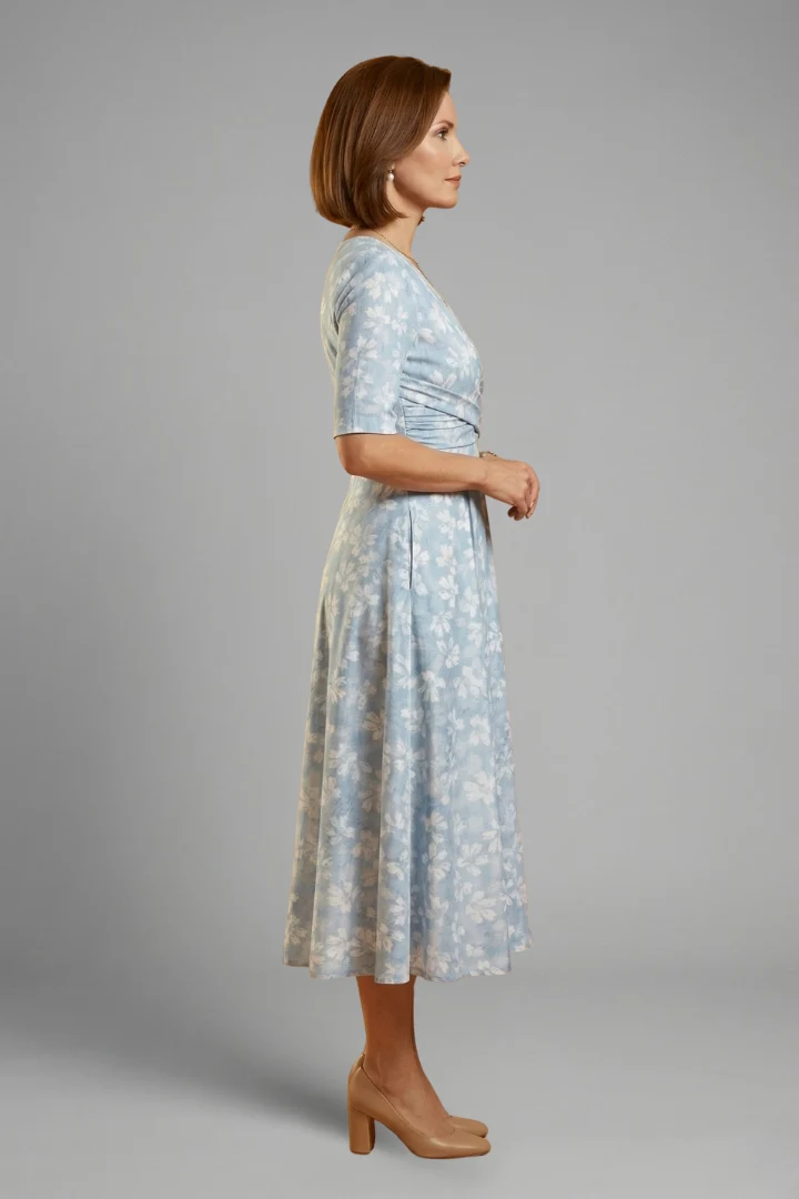 Haut long mi-moyen femme — robe droite unie à manches courtes | vacances