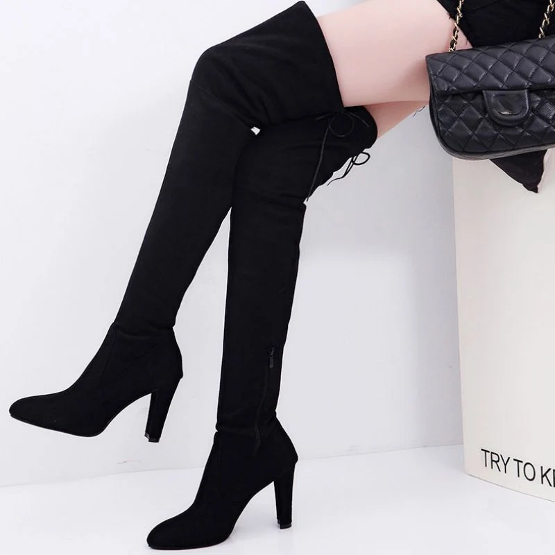 Bottes au-dessus du genou avec talon haut et fermeture éclair latérale