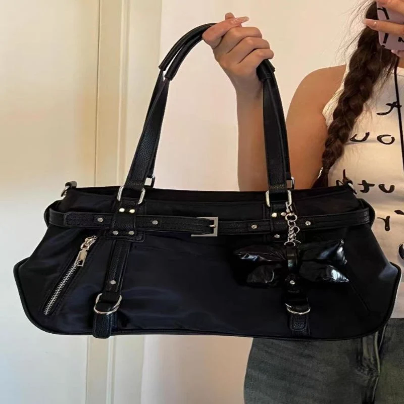 Sac bandoulière compact avec bandoulière réglable