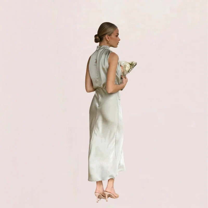 Robe midi drapée sans manches à col halter