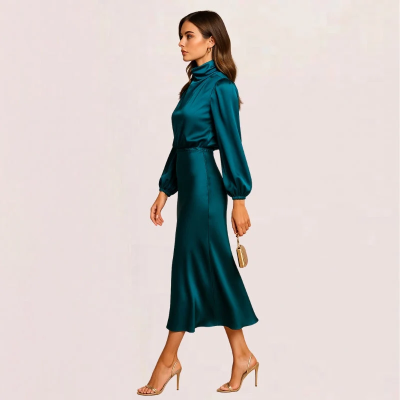 Robe portefeuille manches longues avec col montant