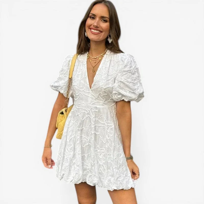Robe mini femme à manches courtes