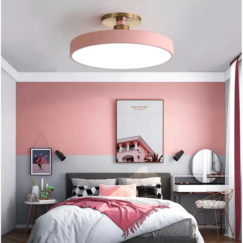 Plafonnier rond décoratif en métal