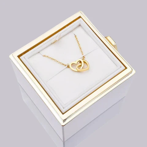 Cadeau Fête Des Mères | Boîte de roses avec collier pendentif en forme de cœur