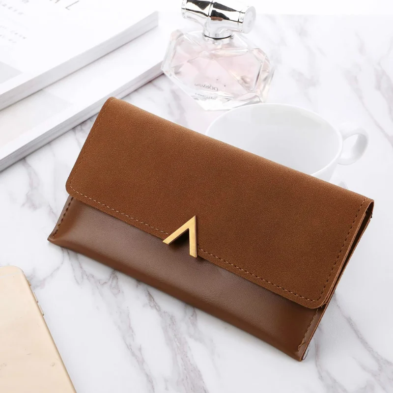 Sac à main fermoir avec zip arrière