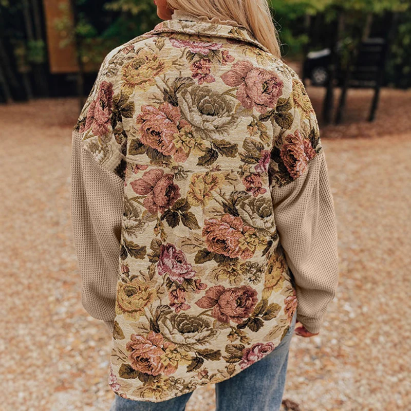 Gilet Gabriella à manches longues fleuri avec poches