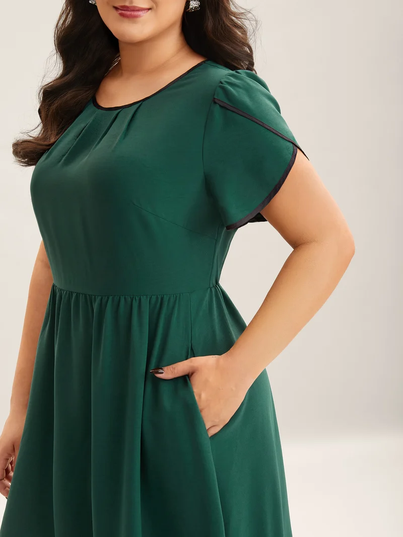 Petal Sleeve Pleated Pockets Midi Dress