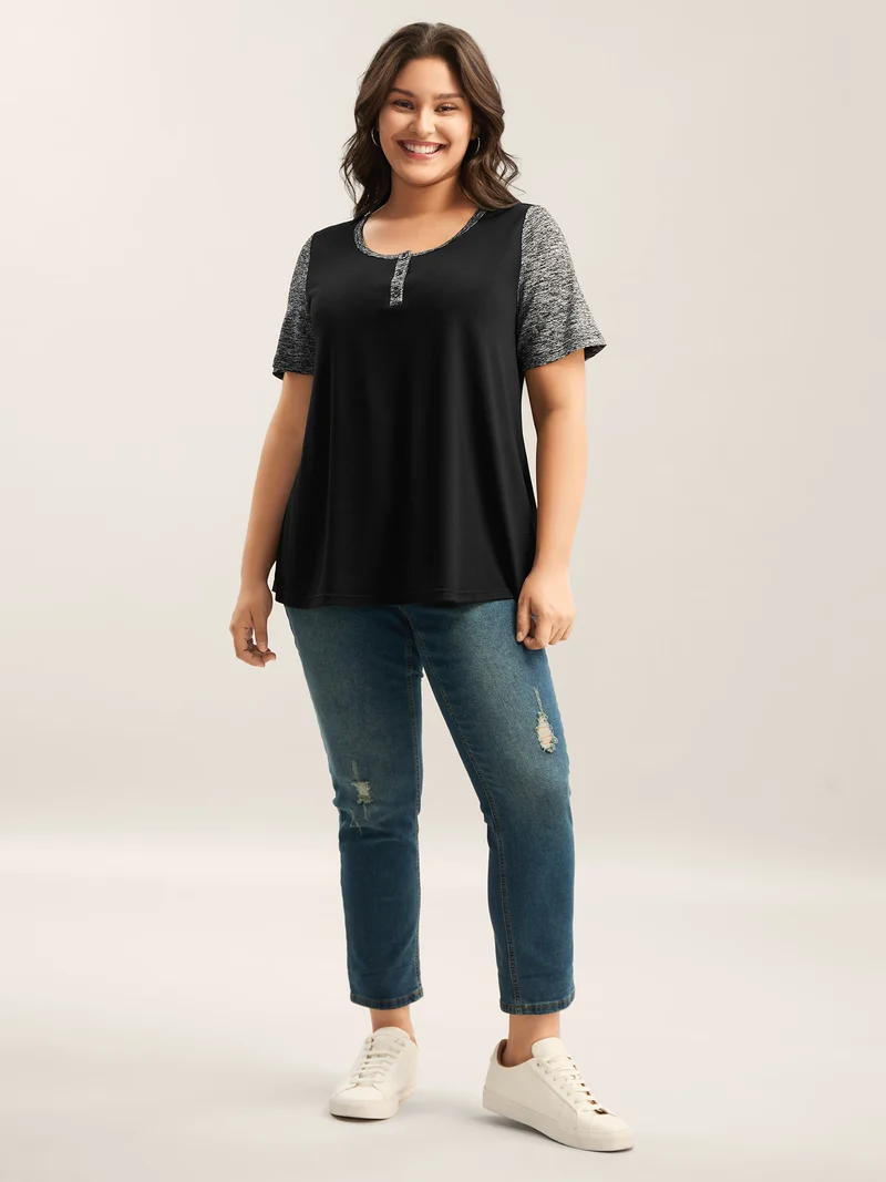 Color Contrast Button Detail T-Shirt