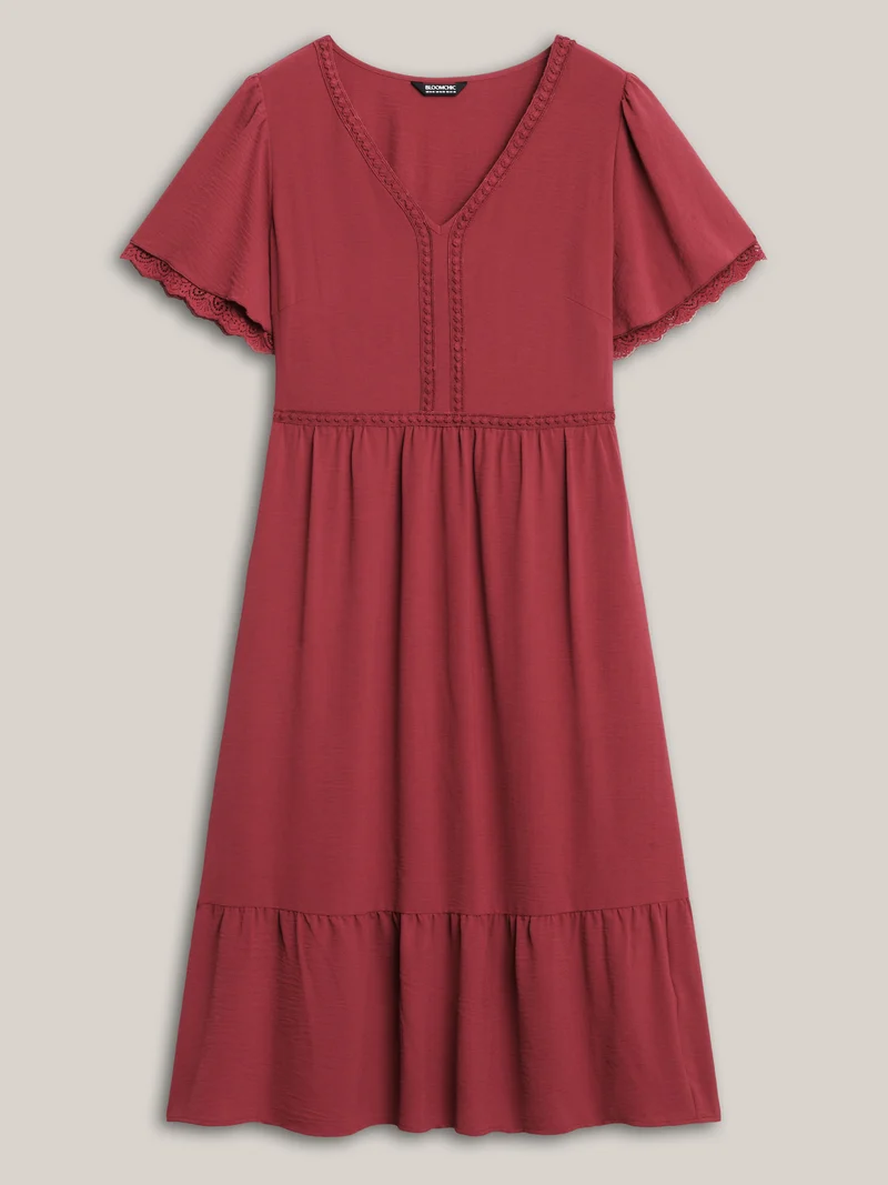 Lace Trim Neck Sheer Pockets Maxi Dress