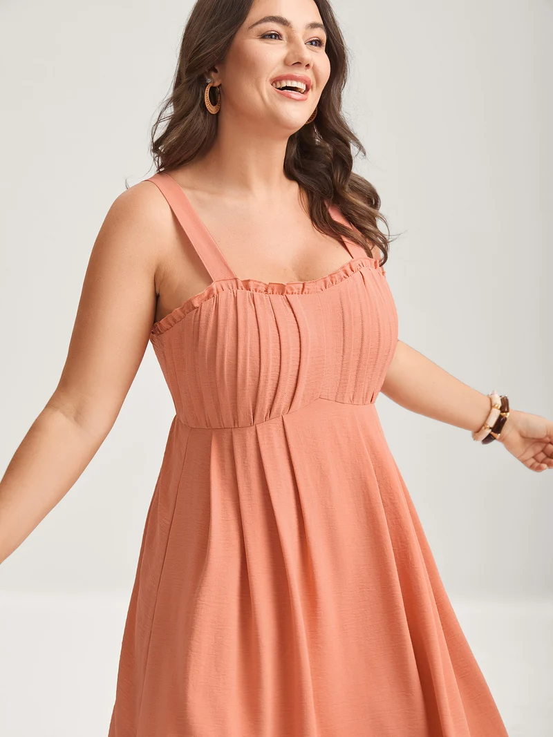 Adjustable Straps Pleated Pockets Midi Dress