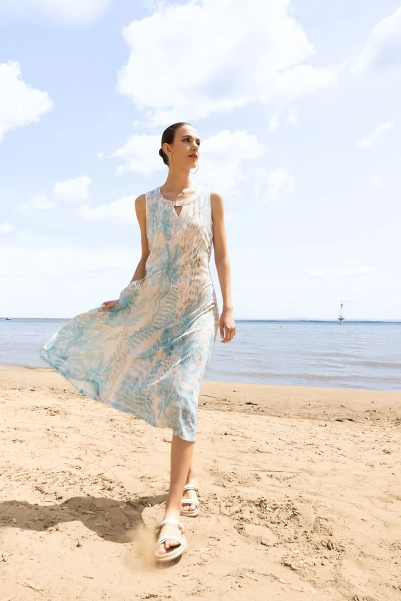 Robe sans manches