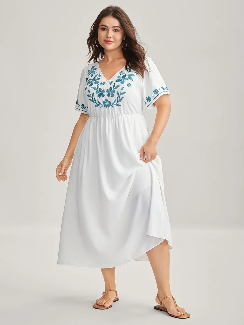 Floral Embroidery Pockets Midi Dress