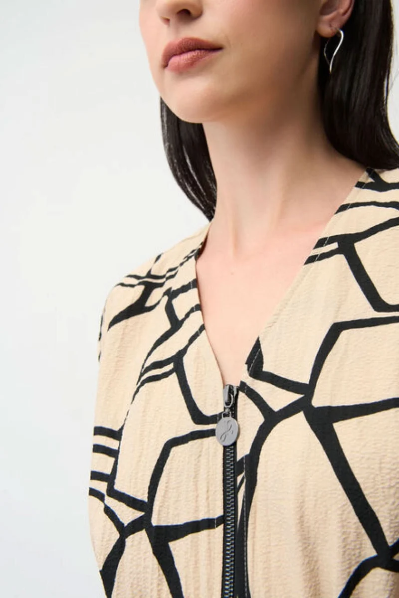 Robe imprimée à taille marquée
