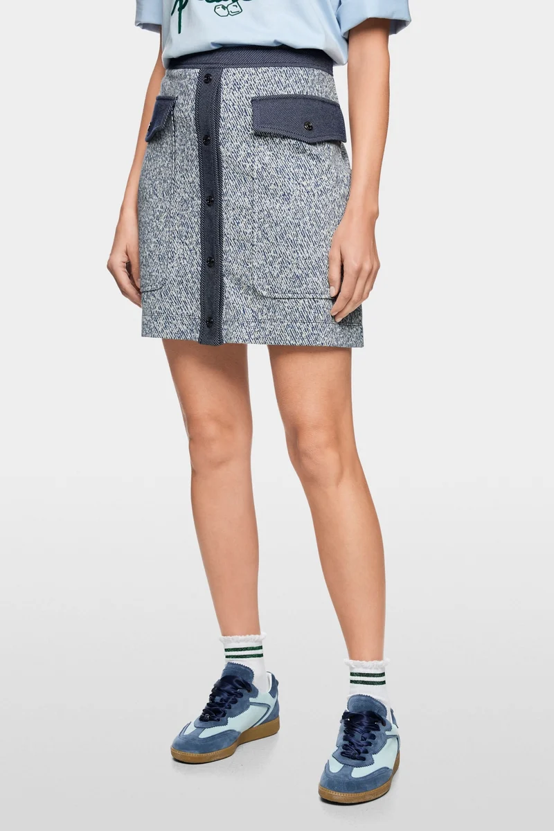 Jupe courte en viscose extensible