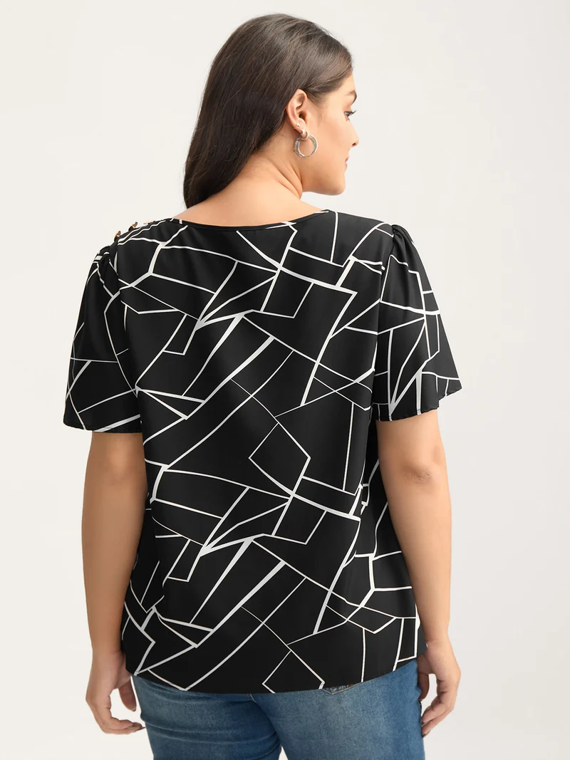 Abstract Detail Button Detail Blouse