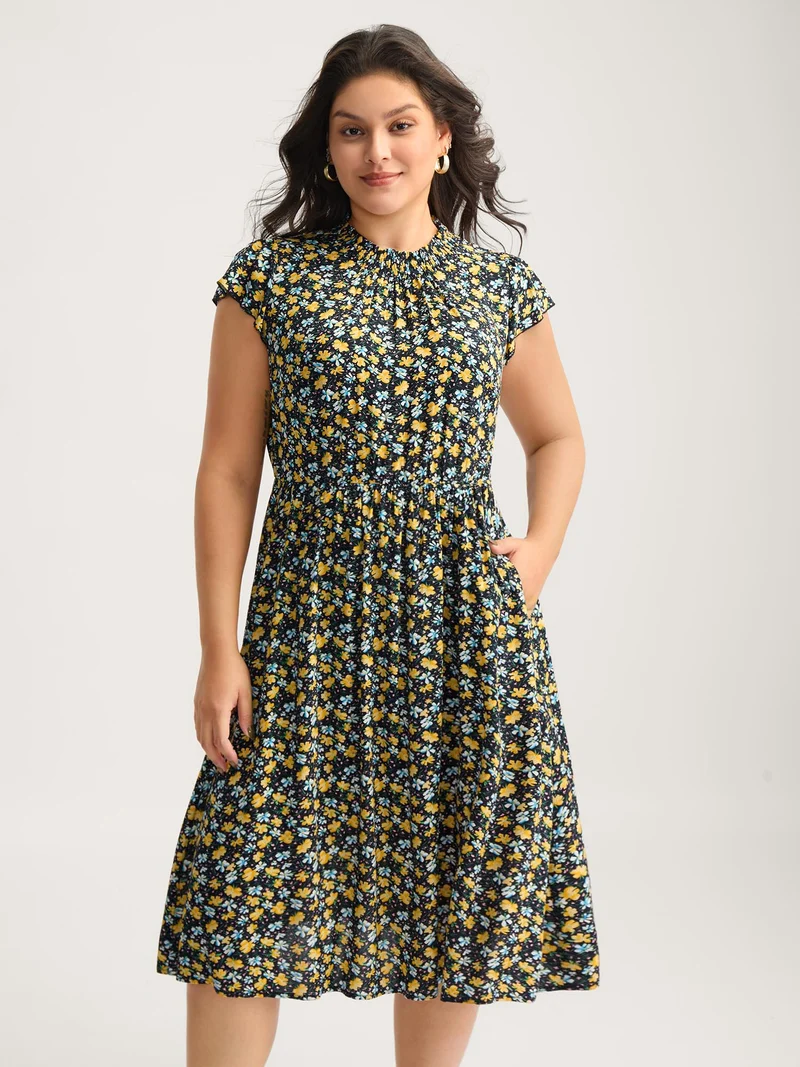 Floral Shirred Mock Neck Pockets Midi Dress