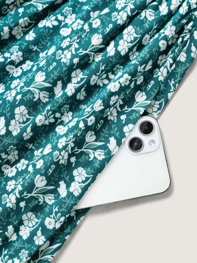 Rayon Ditsy Floral Print Pockets Midi Dress