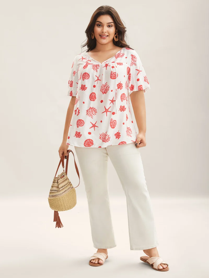 Seashore Print Keyhole Pleated Blouse