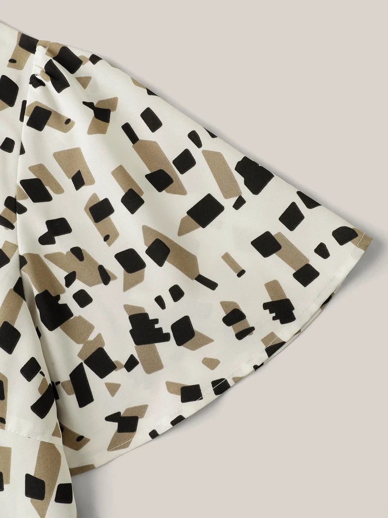 Geometric Print Ribbon Collar Blouse