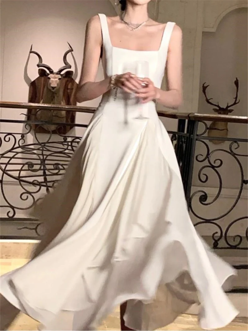 Robe de bal élégante ivoire pour femme