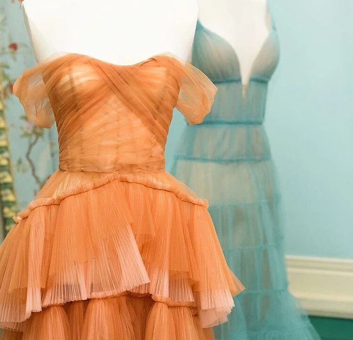 Robe de soirée longue élégante couleur café à col en cœur