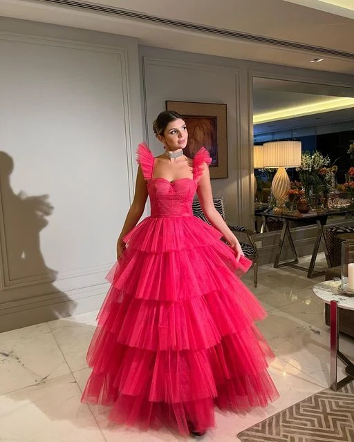 Robes de bal en tulle rose et robes de soirée longues