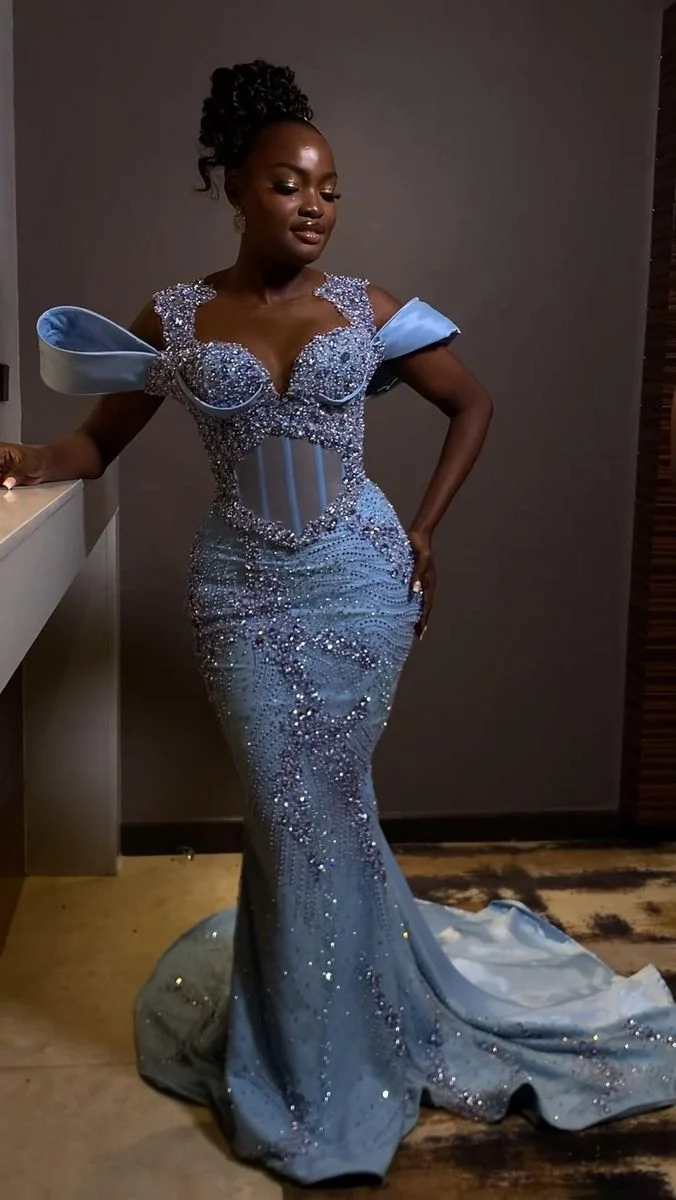 Robe de soirée longue sirène bleue à strass scintillants