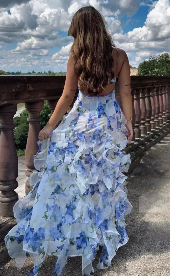 Robe de soirée élégante à bretelles spaghetti