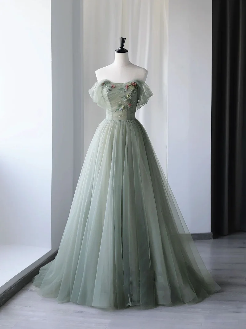 Robe de bal de fin d'année en tulle gris vert à épaules dénudées