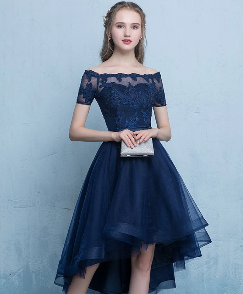Robe de soirée courte bleu foncé en tulle et dentelle