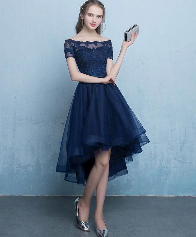 Robe de soirée courte bleu foncé en tulle et dentelle