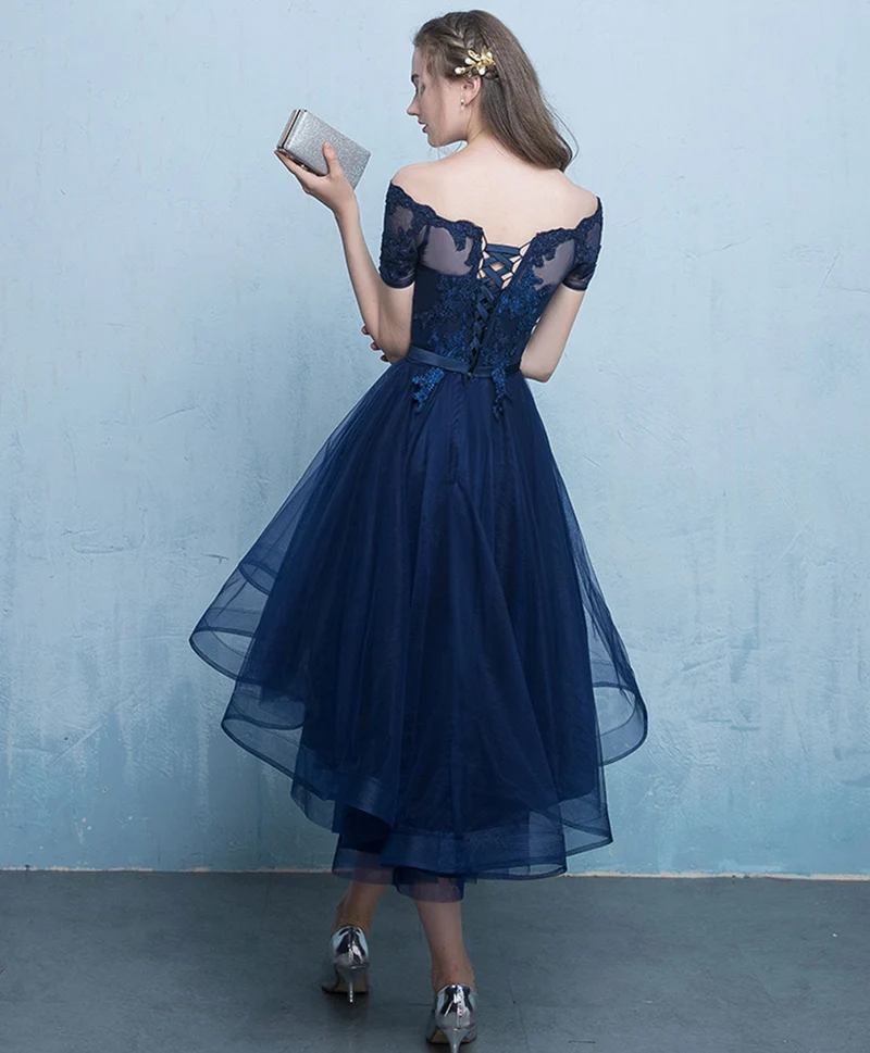 Robe de soirée courte bleu foncé en tulle et dentelle