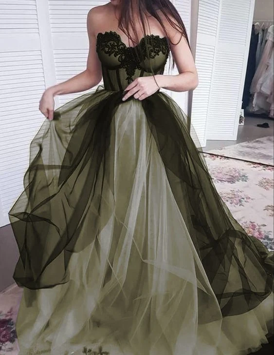 Superbe robe de soirée longue verte à décolleté en cœur avec fermeture éclair dans le dos