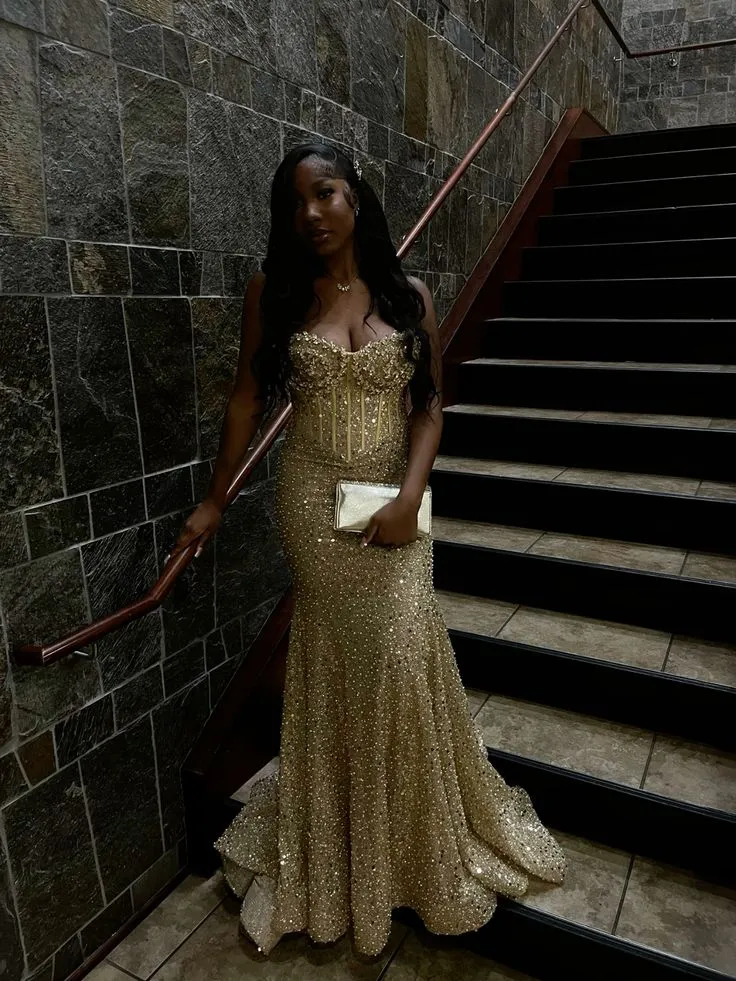 Robe de soirée longue sirène à paillettes dorées
