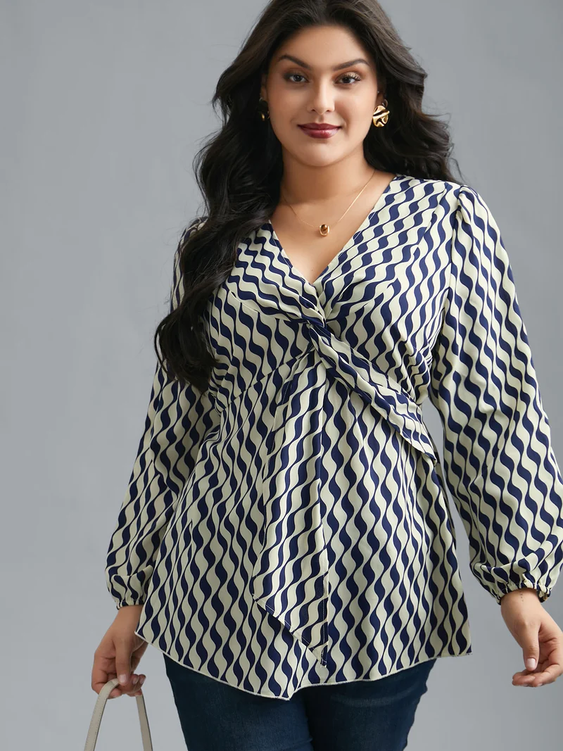 Geometric Print Twist Front Blouse