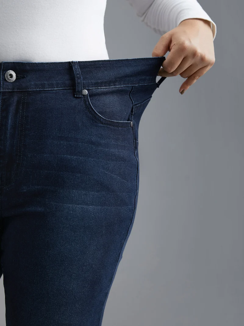 Booty-Lifting Skinny Fit Mid-Rise Jeans