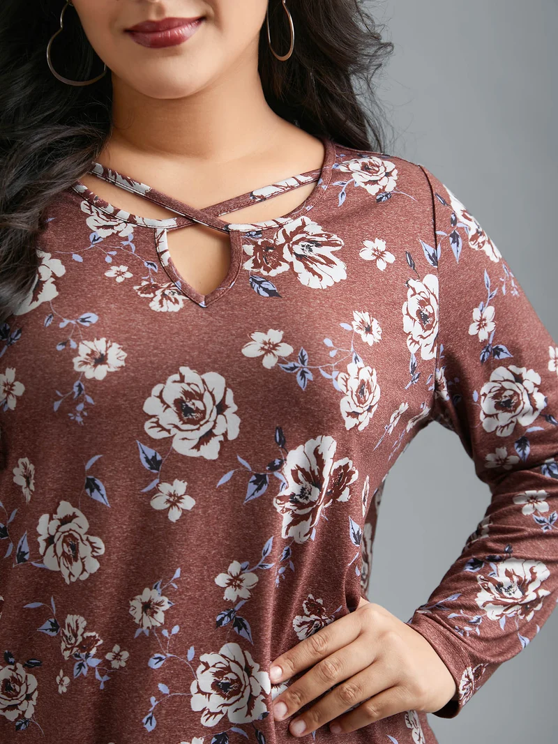 Notched Collar Floral Crisscross T-Shirt