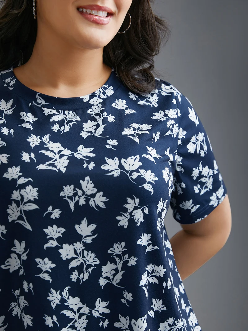 Round Neck Floral Print Fitted T-Shirt