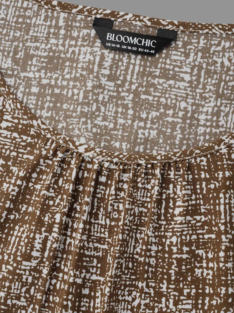 Crew Neck Geometric Print Gathered Blouse