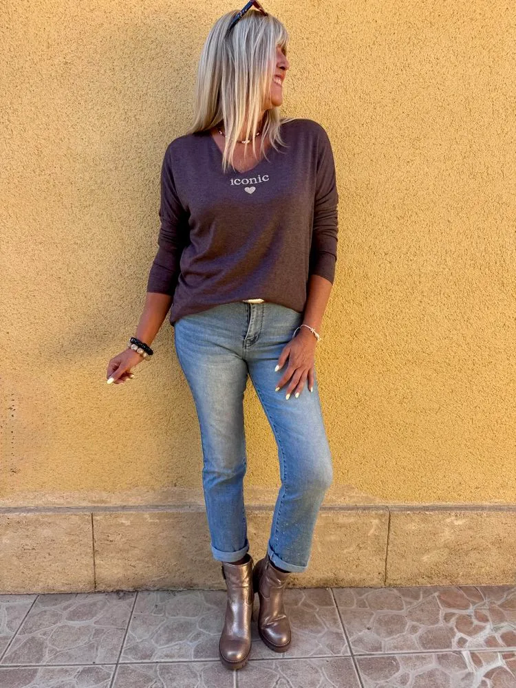Pull fin Iconic marron