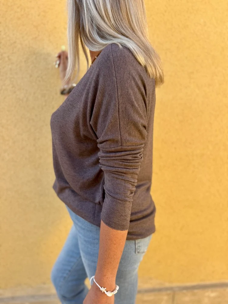Pull fin Iconic marron