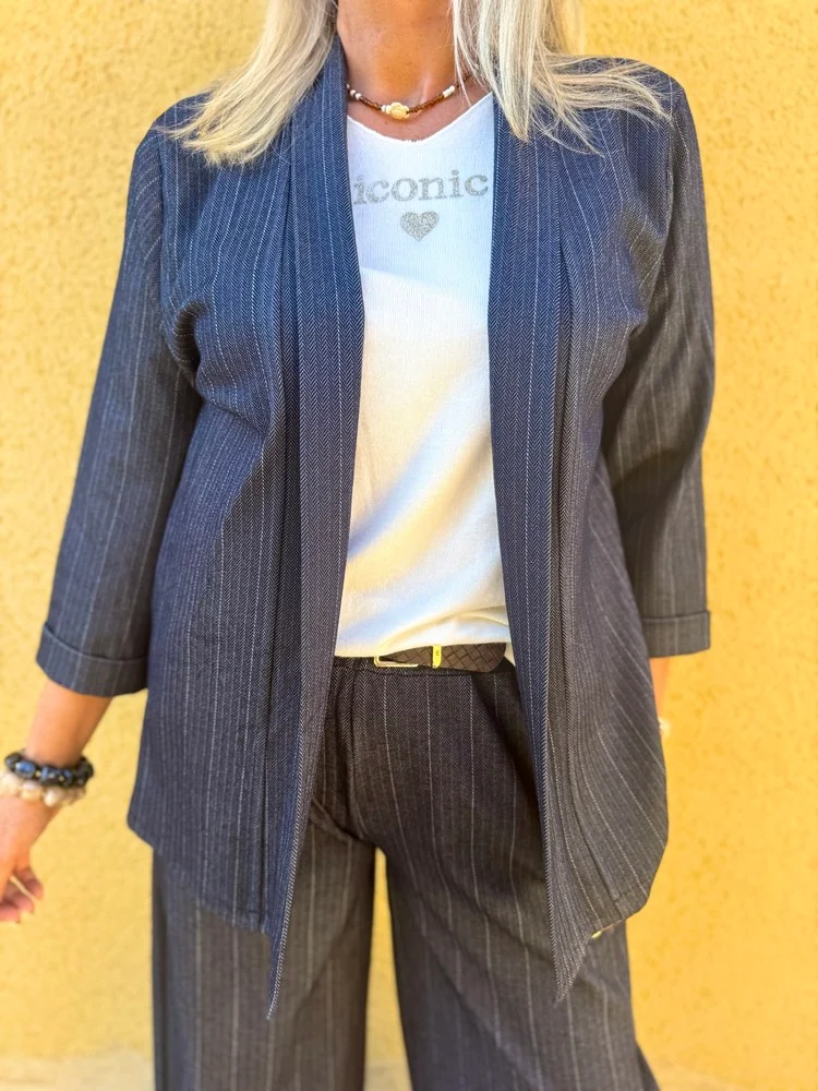 Veste tailleur rayée Tina bleu marine