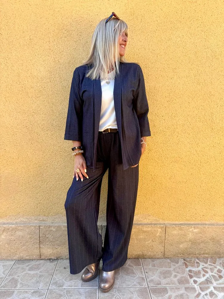 Veste tailleur rayée Tina bleu marine