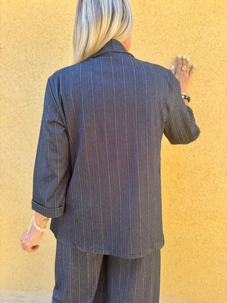 Veste tailleur rayée Tina bleu marine