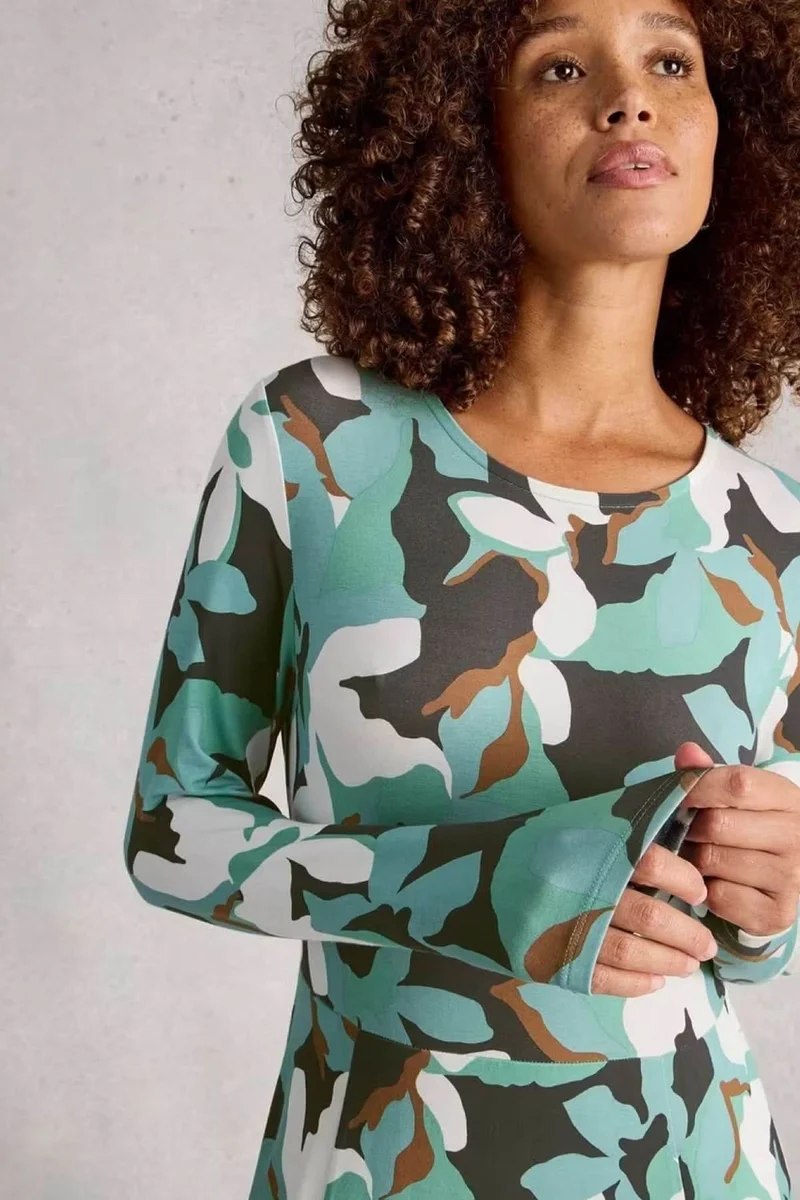 Robe Madeline à col rond et manches longues en jersey