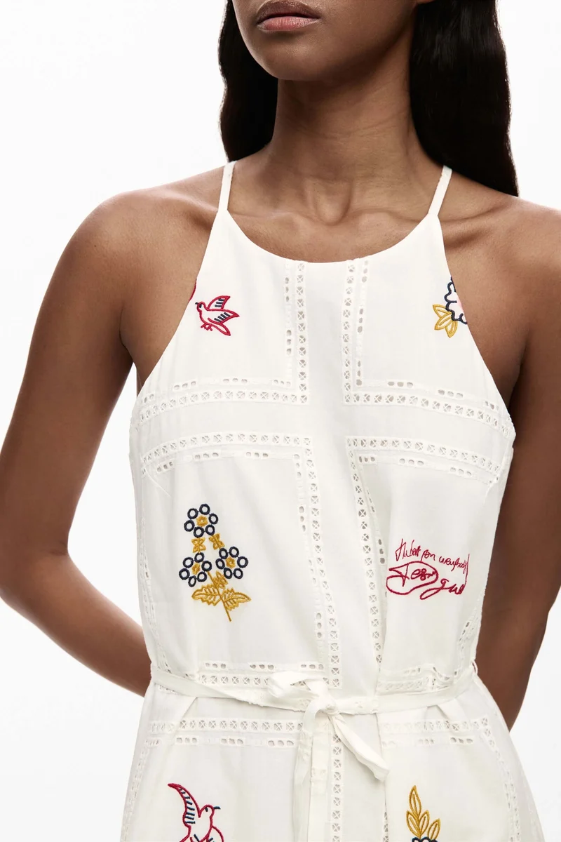 Robe midi à broderies délicates